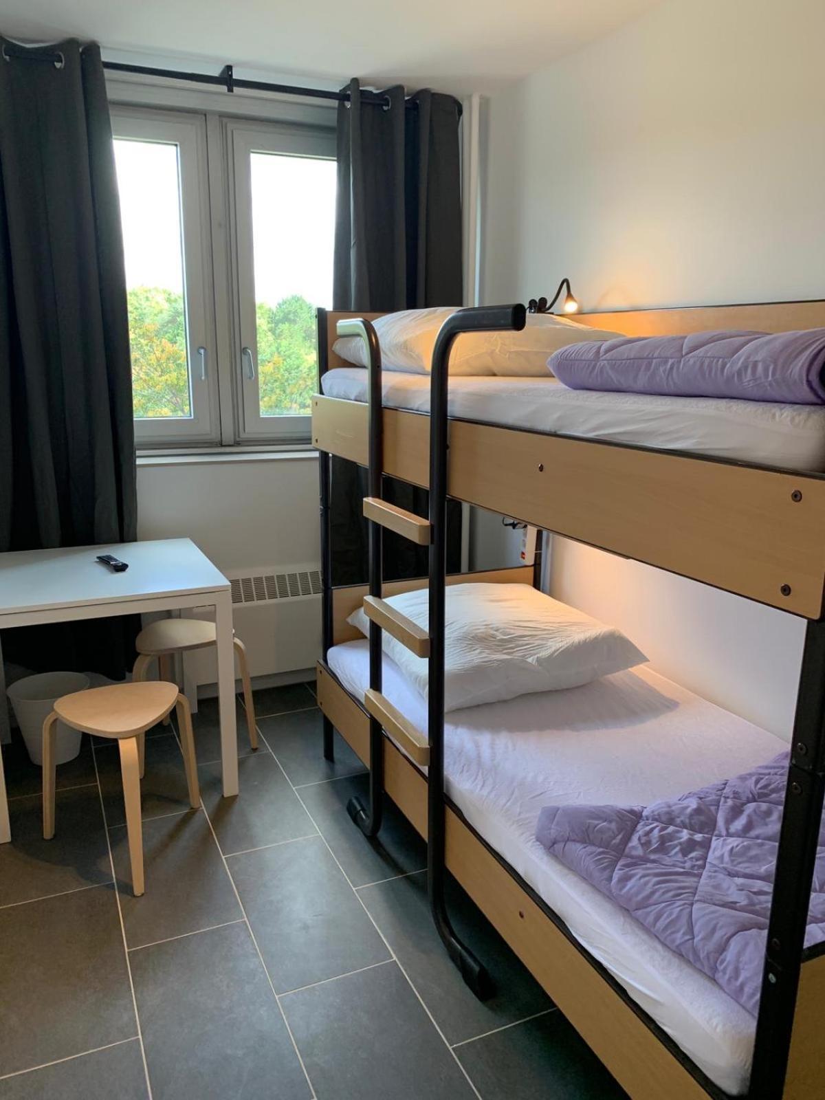 Zweibettzimmer mit Gemeinschaftsbad